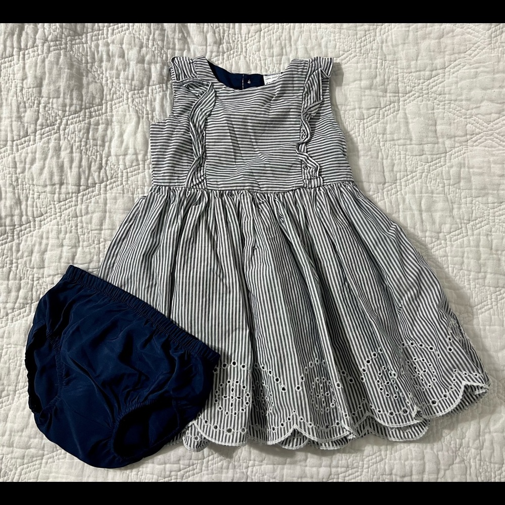 Girls size 12 months dress